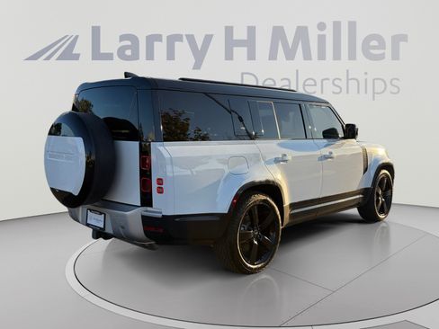 Used 2024 Land Rover Defender 130 S AWD/4WD image 5