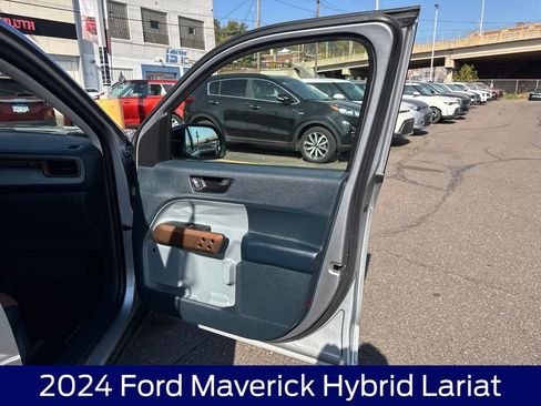Certified 2024 Ford Maverick Lariat image 35