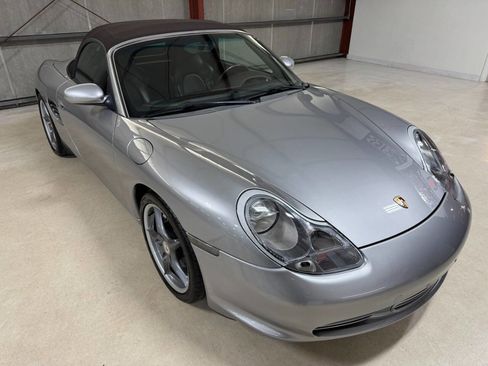 Used 2004 Porsche Boxster S image 17