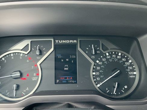Used 2024 Toyota Tundra SR5 w/ SR5 Premium Package RWD image 31