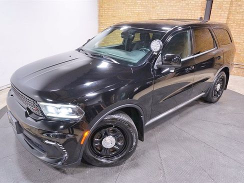 Used 2023 Dodge Durango AWD image 3