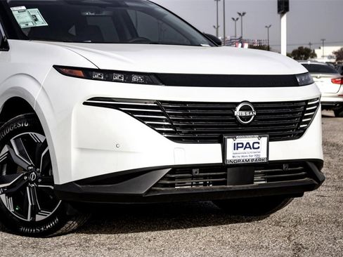 New 2025 Nissan Murano SL image 3