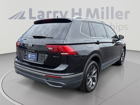 Certified 2024 Volkswagen Tiguan SE AWD/4WD image 5