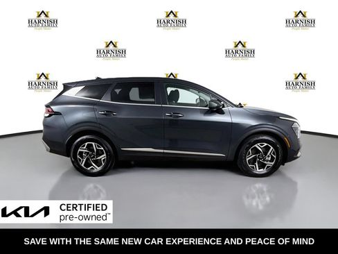 Used 2025 Kia Sportage LX FWD image 8