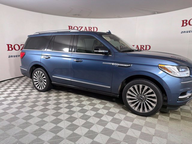 Used 2018 Lincoln Navigator Reserve w/ Technology Package AWD/4WD image 14