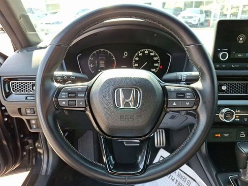 Used 2023 Honda Civic Sport image 19