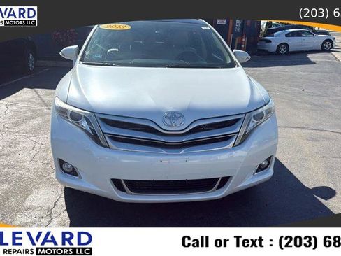 Used 2013 Toyota Venza Limited AWD/4WD image 2