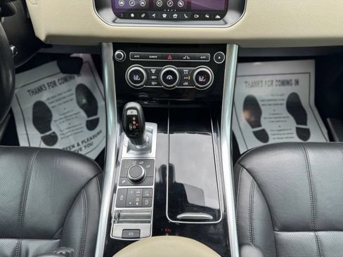 Used 2017 Land Rover Range Rover Sport HSE AWD/4WD image 26