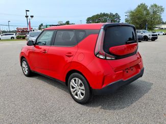 Used 2023 Kia Soul LX FWD video 3