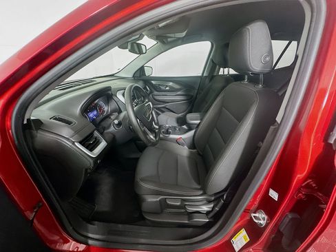 Used 2023 GMC Terrain SLE FWD image 13