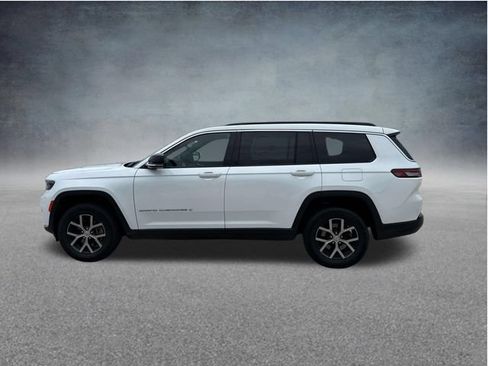 Used 2025 Jeep Grand Cherokee L Limited AWD/4WD image 7