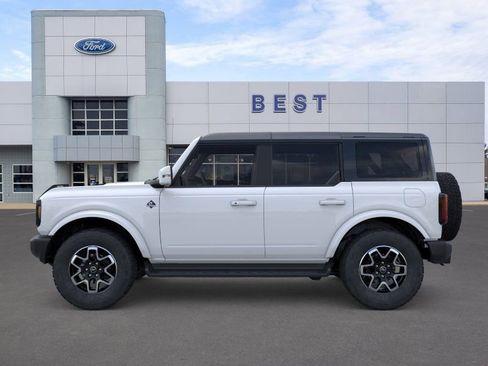 New 2025 Ford Bronco Outer Banks image 3