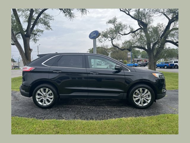 Used 2024 Ford Edge Titanium AWD/4WD image 1