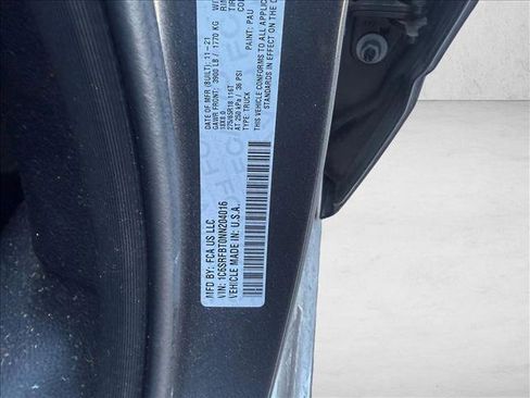 Used 2022 RAM 1500 Big Horn AWD/4WD image 11