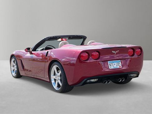 Used 2007 Chevrolet Corvette Convertible w/ Preferred Equipment Group RWD image 5