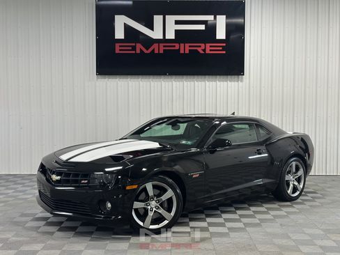 Used 2010 Chevrolet Camaro SS w/ RS Package RWD image 1