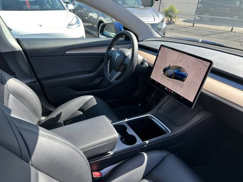 Used 2023 Tesla Model 3 Standard Range RWD image 27