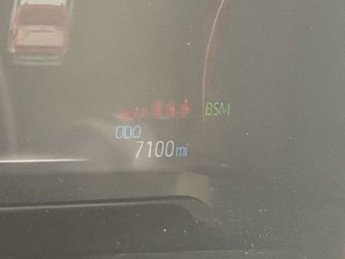 Used 2024 Toyota RAV4 XLE image 9