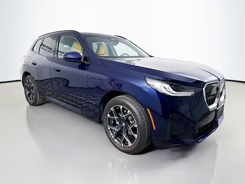 Used 2025 BMW X3 xDrive30i w/ Premium Package image 1