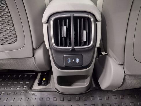 Certified 2025 Hyundai Ioniq 6 SEL image 33