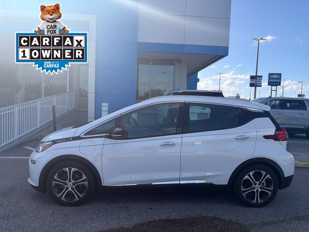 Used 2020 Chevrolet Bolt Premier w/ Infotainment Package FWD image 2