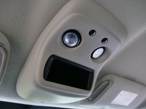 Used 2004 Chevrolet Silverado 2500 LS RWD image 14