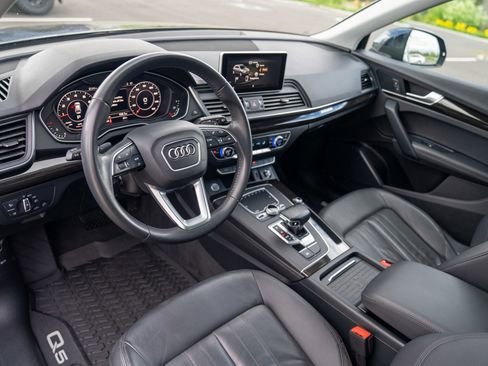Used 2020 Audi Q5 2.0T Premium Plus w/ Premium Plus Package AWD/4WD image 4