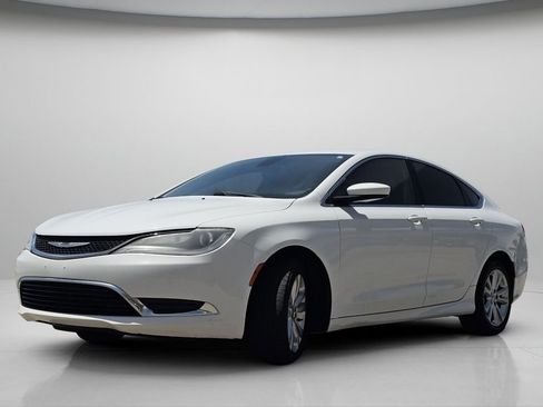 Used 2015 Chrysler 200 Limited w/ Convenience Group FWD image 17