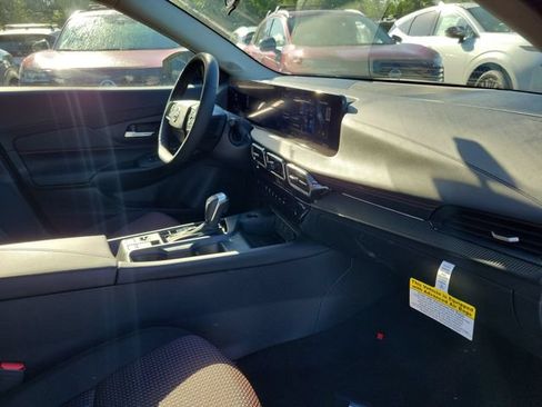 New 2026 Nissan Sentra SR w/ SR All Weather Package FWD image 31