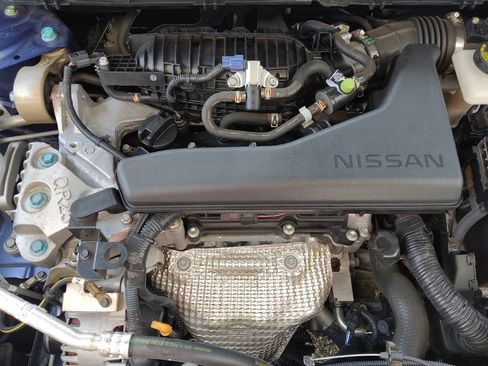 Used 2018 Nissan Rogue SV image 30