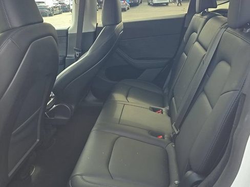 Used 2023 Tesla Model Y Long Range AWD/4WD image 7
