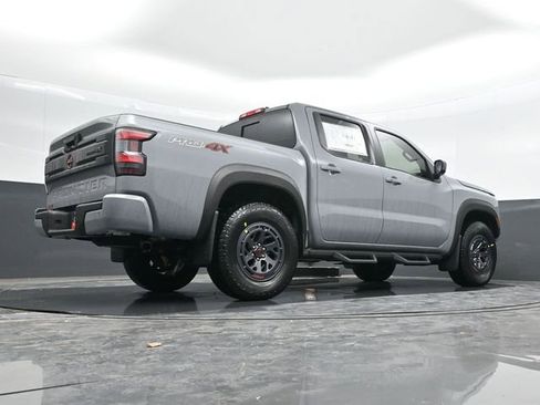 Used 2025 Nissan Frontier PRO-4X image 38