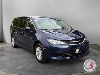 Used 2017 Chrysler Pacifica Touring