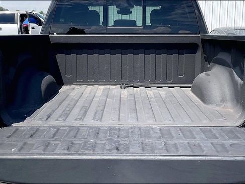 Used 2021 RAM 1500 Big Horn RWD image 17