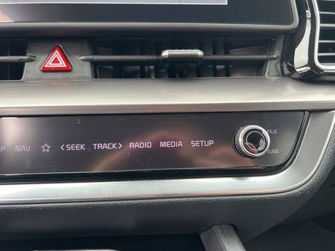 Certified 2023 Kia Sportage EX w/ EX Premium Package image 24