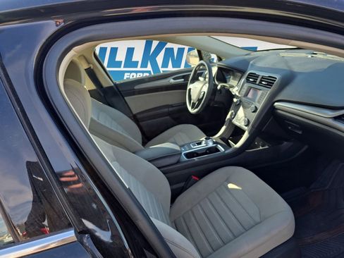 Used 2020 Ford Fusion S image 15