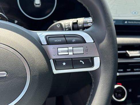 New 2025 Hyundai Tucson SEL image 18