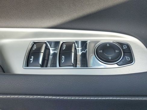 Certified 2023 Chevrolet Corvette Stingray Convertible w/ Z51 Performance Package image 19