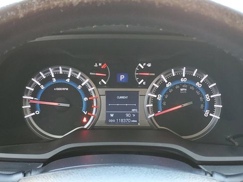 Used 2016 Toyota 4Runner Limited AWD/4WD image 26