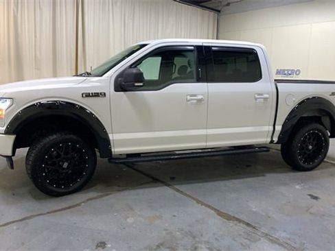 Used 2020 Ford F150 XLT w/ Equipment Group 302A Luxury image 6