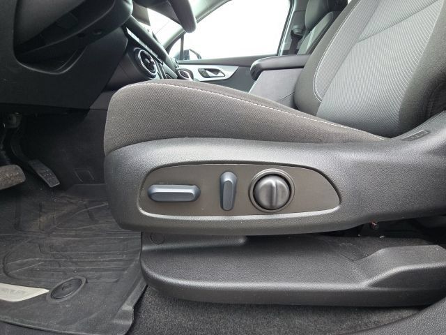 Used 2024 Chevrolet Blazer LT w/ Convenience Package FWD image 21