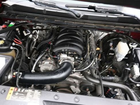 Used 2018 Chevrolet Silverado 1500 LT w/ All Star Edition AWD/4WD image 30
