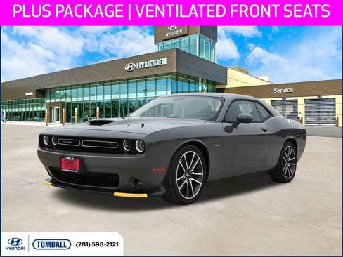 Used 2023 Dodge Challenger R/T w/ Plus Package image 1