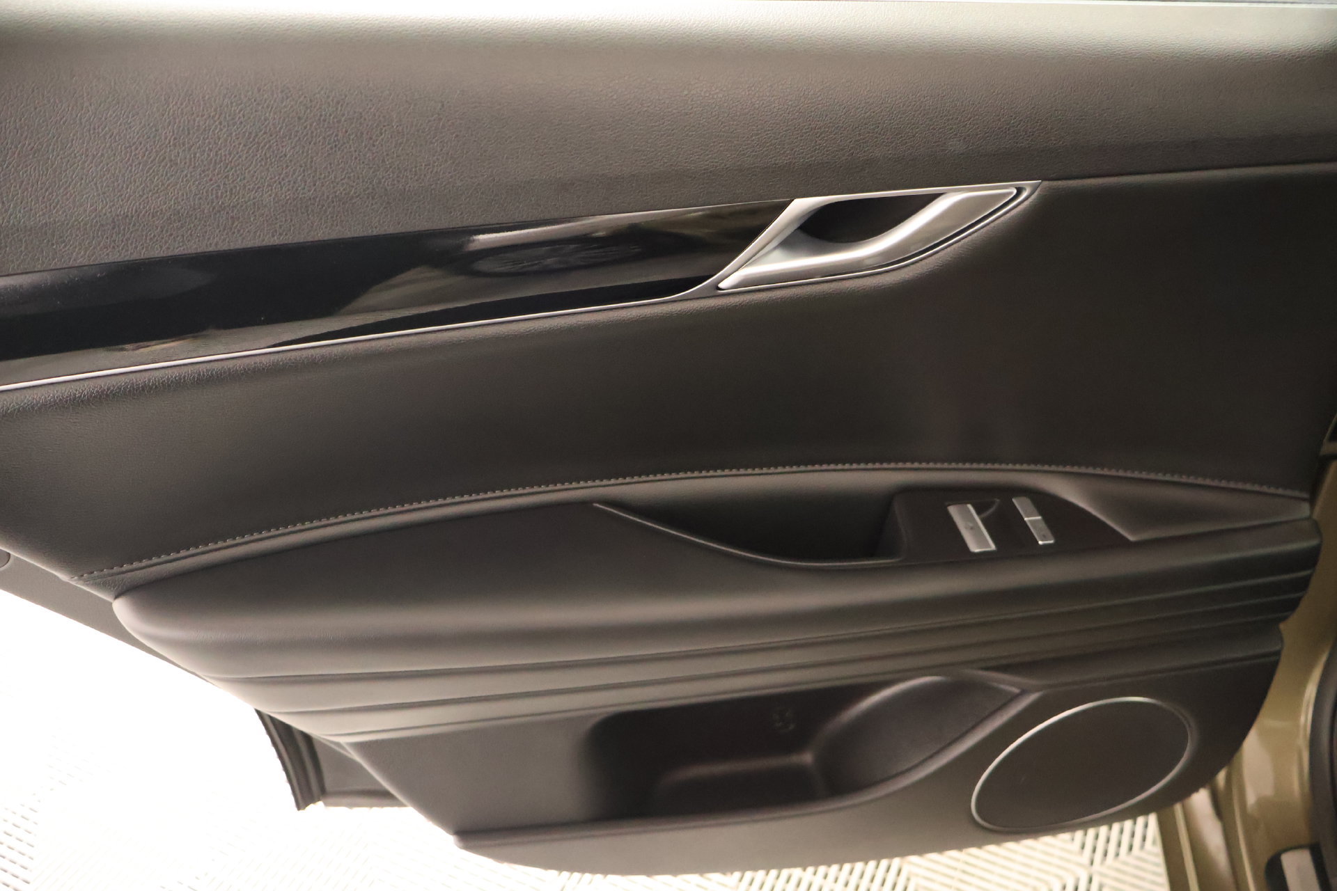 Used 2023 Genesis G80 2.5T AWD/4WD image 17