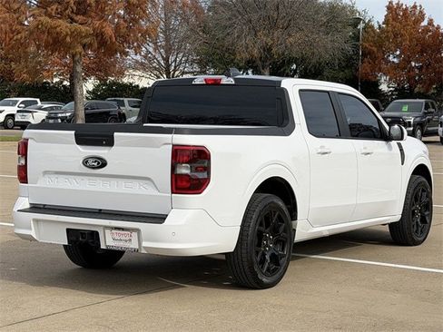 Used 2025 Ford Maverick Lobo image 4