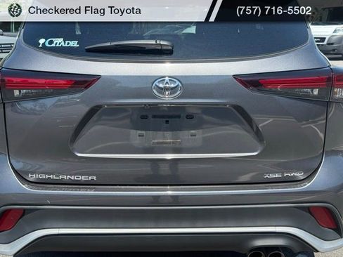 Used 2024 Toyota Highlander XSE image 10