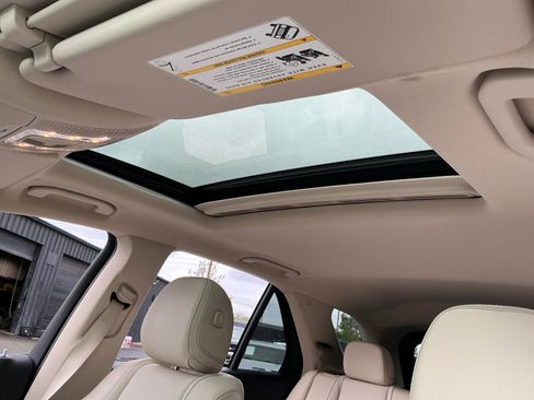 Used 2021 Mercedes-Benz GLE 350 4MATIC image 27