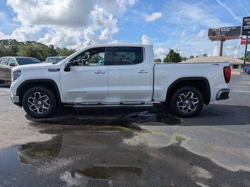 Used 2023 GMC Sierra 1500 SLT w/ SLT Premium Package AWD/4WD image 10