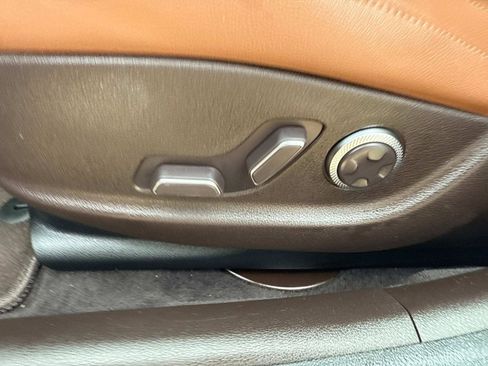 Used 2022 Genesis G80 2.5T w/ Advanced Package image 20