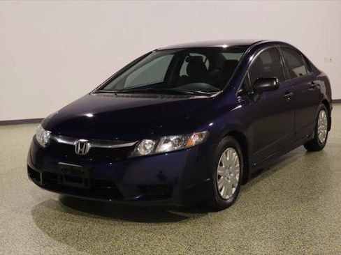 Used 2011 Honda Civic DX-VP image 4